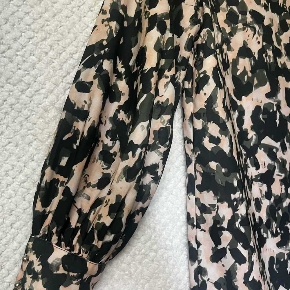 H&M Womens Shift Dress Black Green and Cream Patterned Long Sleeve Dress Small - Picture 5 of 11